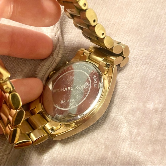 Michael Kors Oversized Bradshaw Gold Tone Watch main image 8